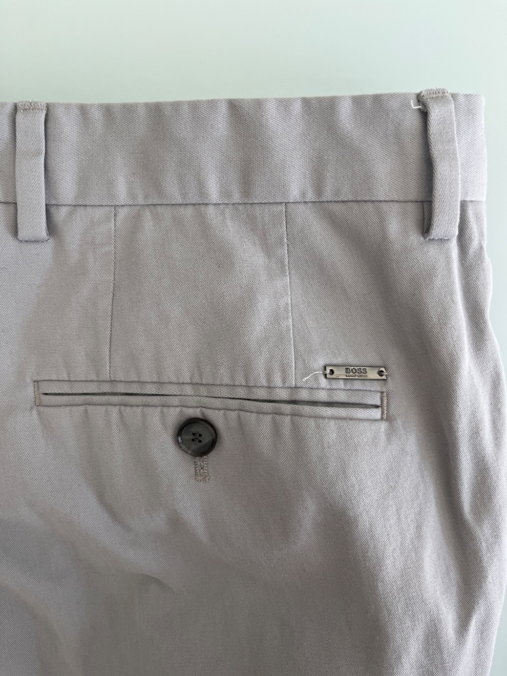 Hugo Boss Grey Chinos 32R - Picture 4 of 5